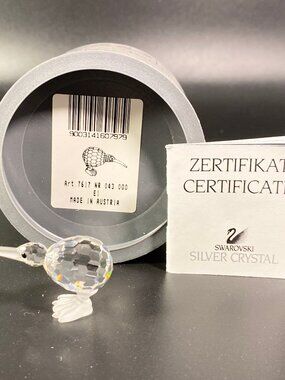 RARE !! Swarovski  Crystal KIWI  7617 NR 043 retired with box & CoA